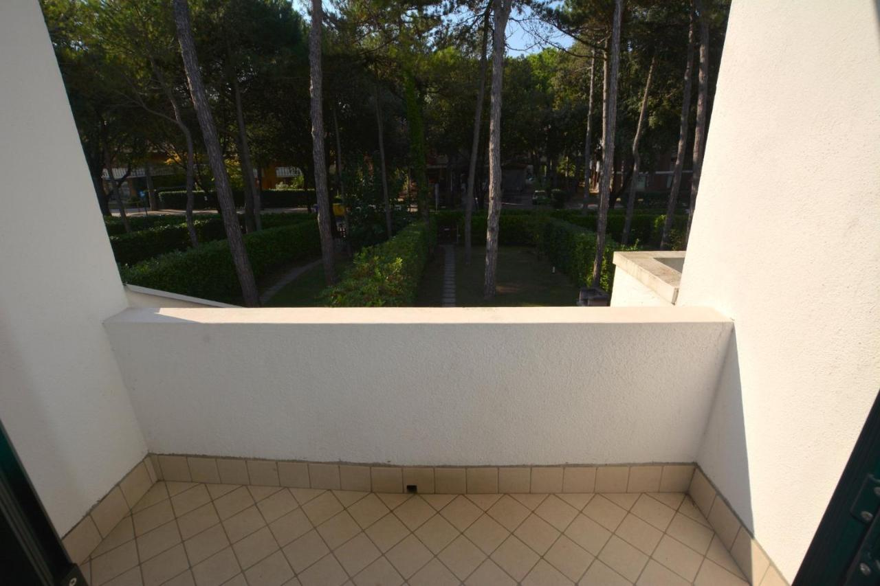 Villa A Lignano Pineta Lignano Sabbiadoro Exteriér fotografie