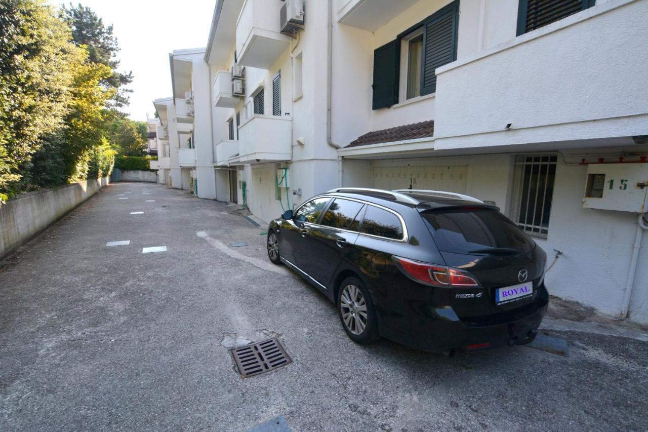 Villa A Lignano Pineta Lignano Sabbiadoro Exteriér fotografie